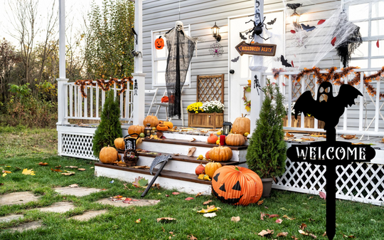Halloween Ghost Welcome Metal Yard Sign